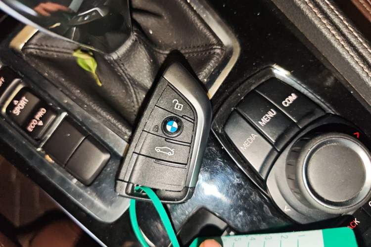 Used BMW 1 Series 2020 125i Leading Model M Sport Package Vehicle Key