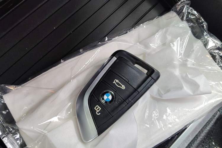 Used BMW 1 Series 2020 125i Leading Model M Sport Package Vehicle Key