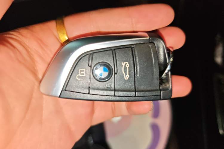 Used BMW 1 Series 2020 125i Leading Model M Sport Package Vehicle Key