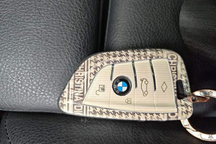 Used BMW 1 Series 2020 125i Leading Model M Sport Package Vehicle Key