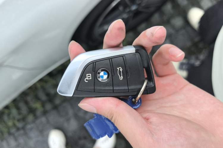 Used BMW 1 Series 2020 120i Fashion Model Vehicle Key
