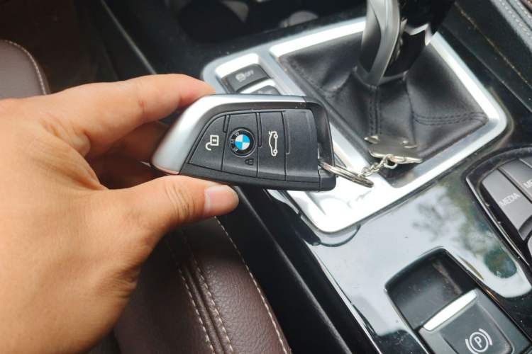Used BMW 1 Series 2020 120i M Sport Package Vehicle Key