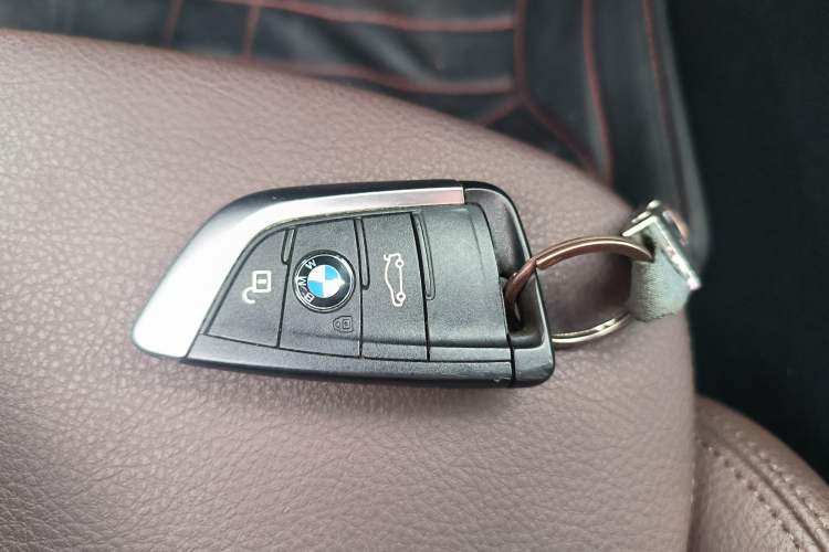 Used BMW 1 Series 2020 125i Leading Model M Sport Package Vehicle Key