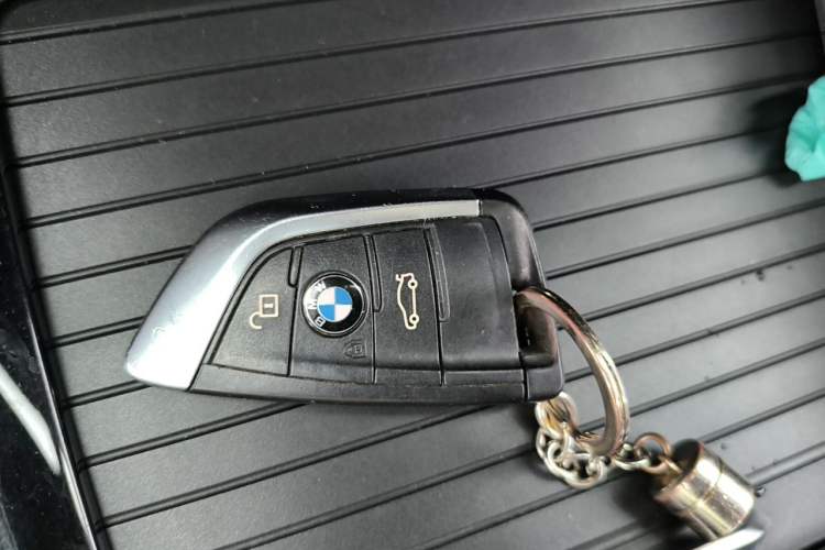 Used BMW 1 Series 2020 125i Leading Model M Sport Package Vehicle Key
