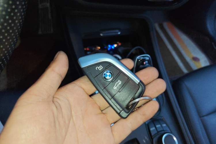 Used BMW 1 Series 2020 120i Fashion Model Vehicle Key