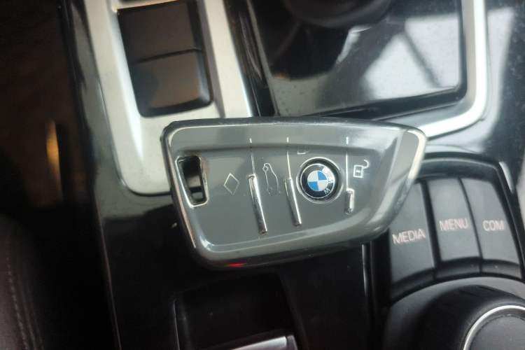 Used BMW 1 Series 2020 125i Leading Model M Sport Package Vehicle Key