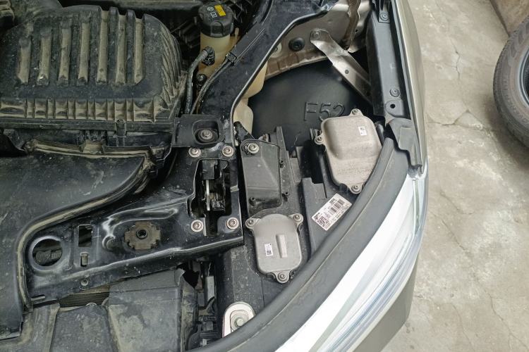 Used BMW 1 Series 2020 120i Fashion Model Engine Bay Left