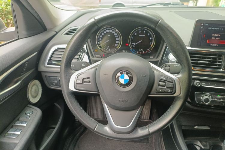 Used BMW 1 Series 2020 120i Fashion Model Steering Wheel