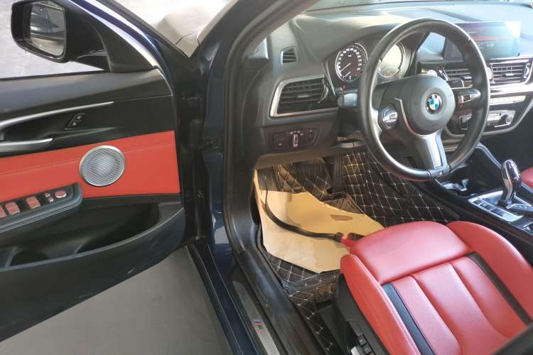 Used BMW 1 Series 2021 125i M Sport Night Edition Driver Seat