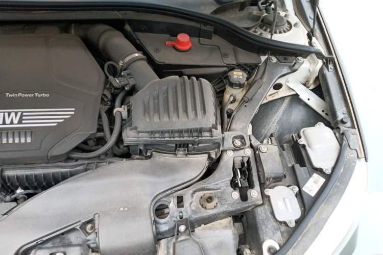 Used BMW 1 Series 2021 120i M Sport Edition Engine Bay Left