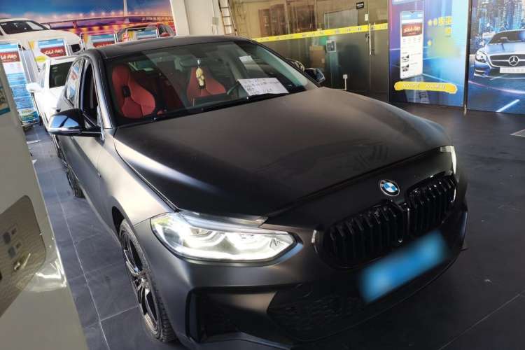 Used BMW 1 Series 2021 125i M Sport Night Edition Front Right 45 Deg
