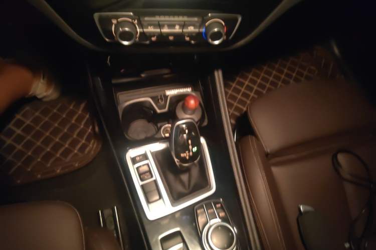Used BMW 1 Series 2021 120i M Sport Night Edition Gear Lever