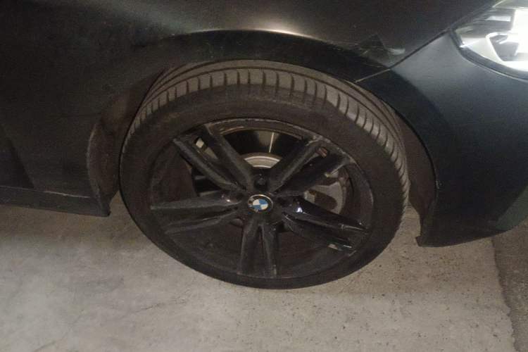 Used BMW 1 Series 2021 Restyled 125i M Sport Night Edition Right Front Wheel Hub