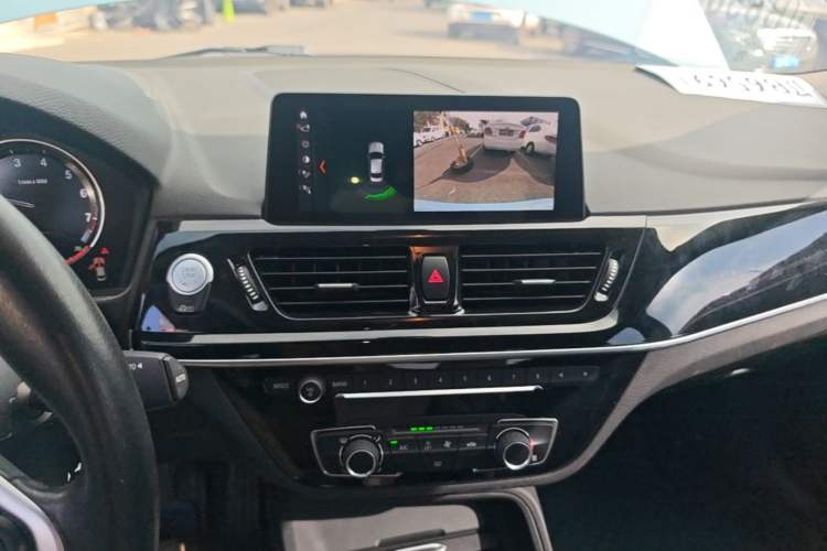 Used BMW 1 Series 2021 120i M Sport Edition Audio And AC Panel