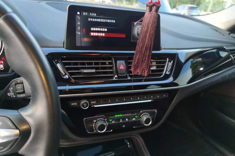 Used BMW 1 Series 2021 120i M Sport Night Edition Audio And AC Panel