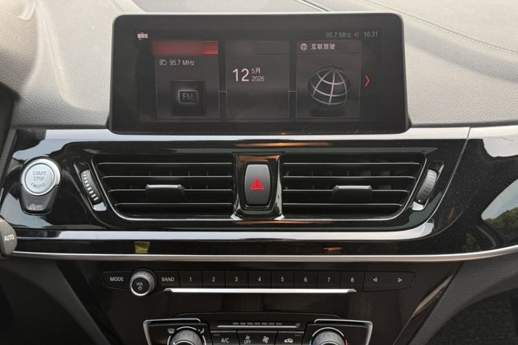 Used BMW 1 Series 2021 120i M Sport Night Edition Audio And AC Panel