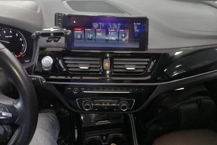 Used BMW 1 Series 2021 Revised 120i M Sport Night Edition Audio And AC Panel