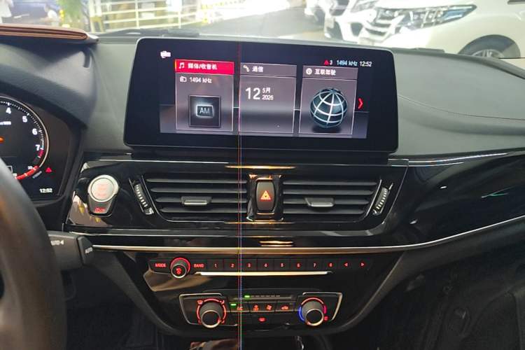 Used BMW 1 Series 2021 Restyled 125i M Sport Night Edition Audio And AC Panel