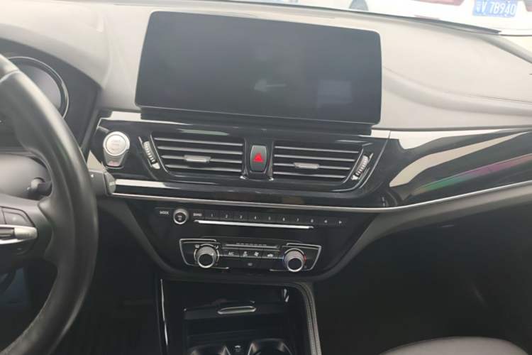 Used BMW 1 Series 2021 Restyled 125i M Sport Night Edition Audio And AC Panel