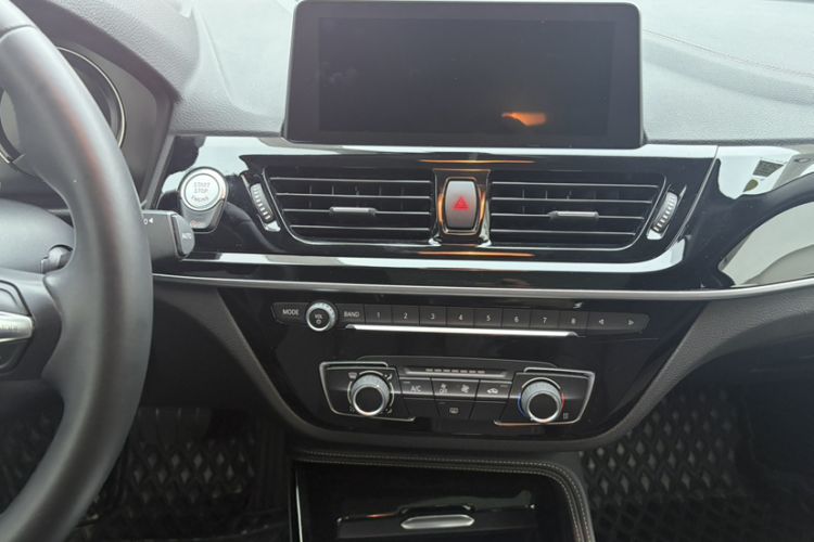 Used BMW 1 Series 2021 120i M Sport Night Edition Audio And AC Panel