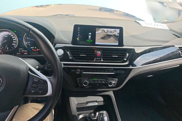 Used BMW 1 Series 2021 120i M Sport Edition Center Console