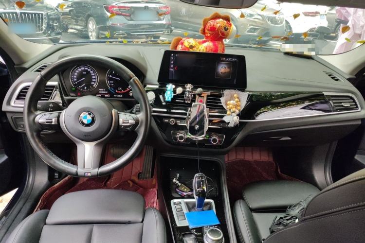 Used BMW 1 Series 2021 Revised 120i M Sport Night Edition Center Console
