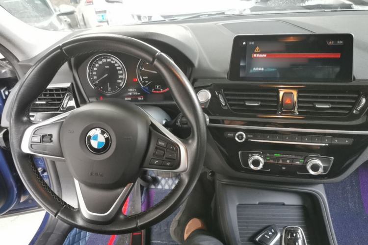 Used BMW 1 Series 2021 120i M Sport Edition Center Console