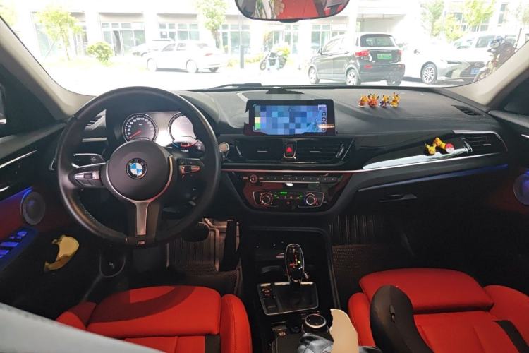 Used BMW 1 Series 2021 125i M Sport Night Edition Center Console
