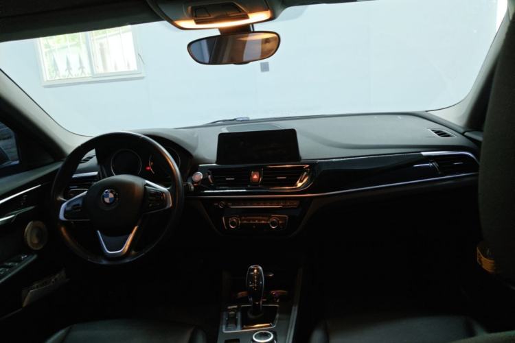 Used BMW 1 Series 2021 120i M Sport Edition Center Console