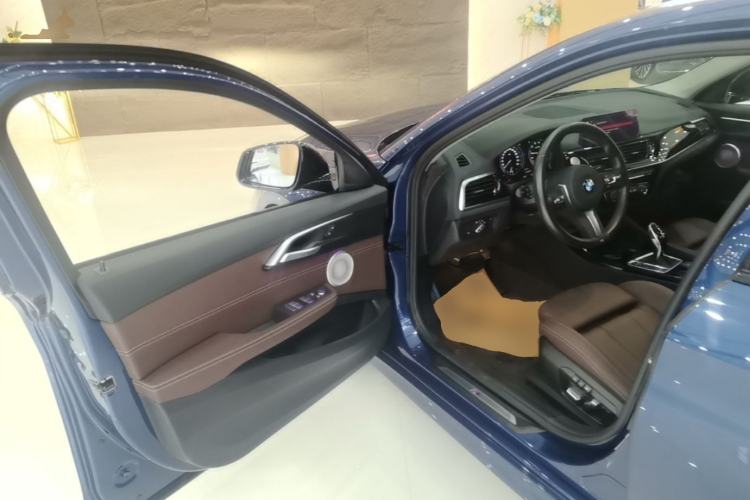 Used BMW 1 Series 2021 125i M Sport Night Edition Driver Seat