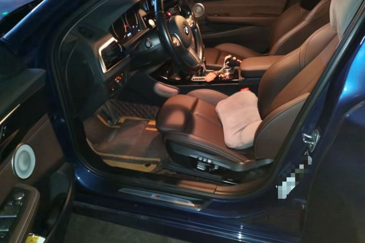 Used BMW 1 Series 2021 120i M Sport Night Edition Driver Seat