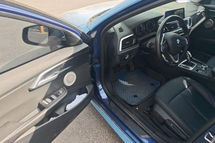 Used BMW 1 Series 2021 120i M Sport Edition Driver Seat