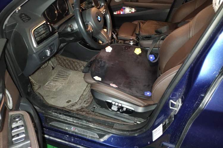 Used BMW 1 Series 2021 120i M Sport Night Edition Driver Seat