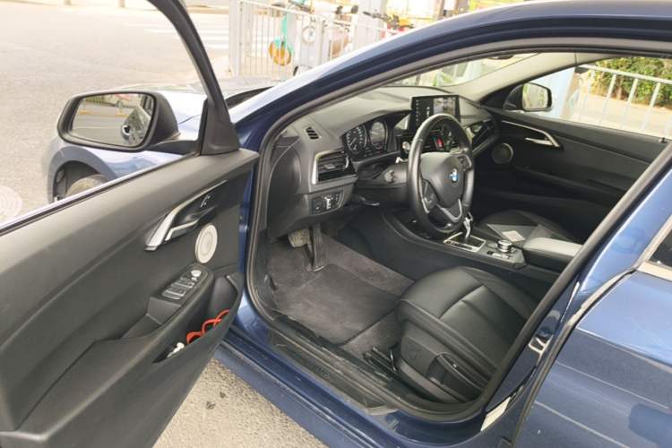 Used BMW 1 Series 2021 120i M Sport Edition Driver Seat