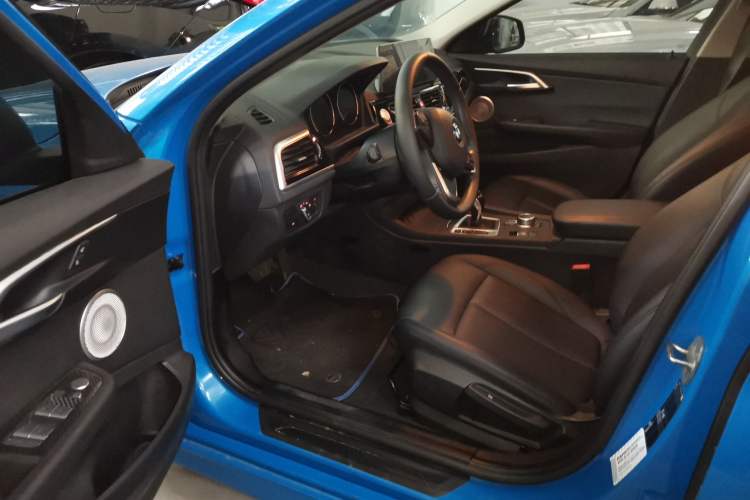 Used BMW 1 Series 2021 120i M Sport Edition Driver Seat