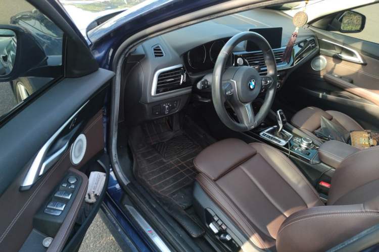 Used BMW 1 Series 2021 120i M Sport Night Edition Driver Seat