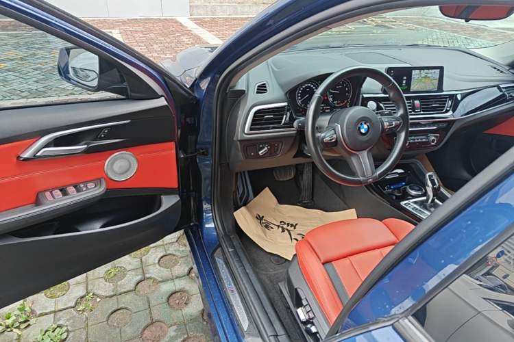 Used BMW 1 Series 2021 125i M Sport Night Edition Driver Seat