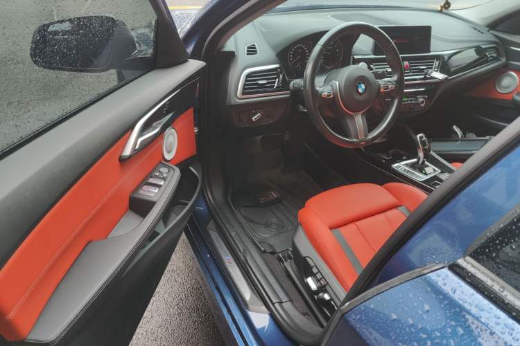 Used BMW 1 Series 2021 125i M Sport Night Edition Driver Seat