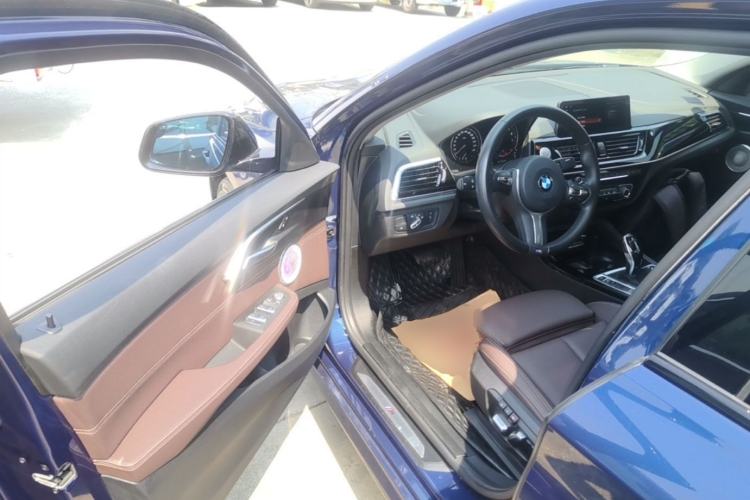 Used BMW 1 Series 2021 120i M Sport Night Edition Driver Seat