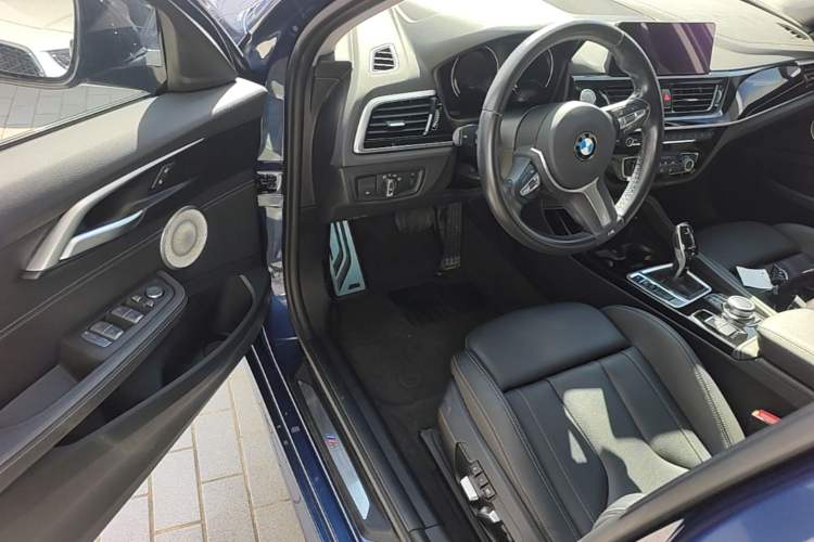 Used BMW 1 Series 2021 125i M Sport Night Edition Driver Seat