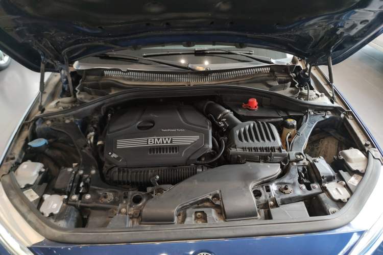 Used BMW 1 Series 2021 125i M Sport Night Edition Engine Bay