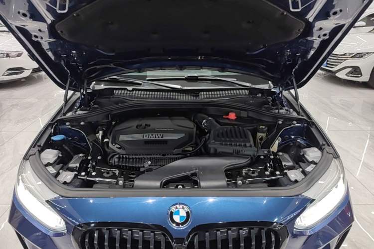 Used BMW 1 Series 2021 Restyled 125i M Sport Night Edition Engine Bay