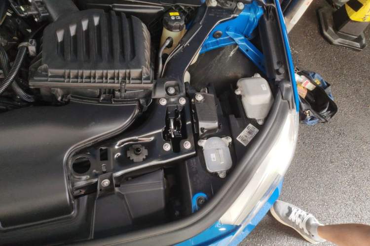 Used BMW 1 Series 2021 125i M Sport Night Edition Engine Bay Left