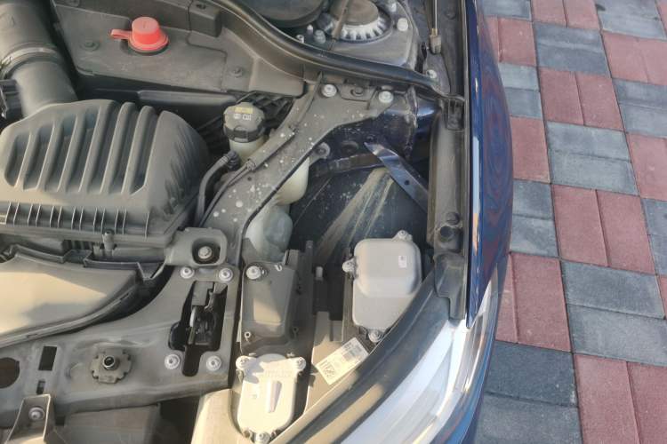 Used BMW 1 Series 2021 125i M Sport Night Edition Engine Bay Left