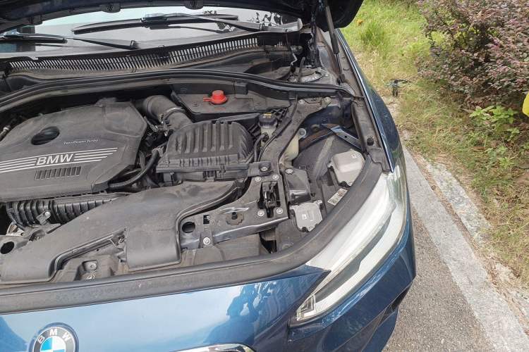 Used BMW 1 Series 2021 120i M Sport Edition Engine Bay Left