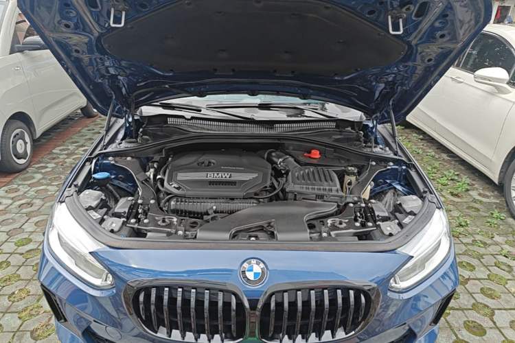 Used BMW 1 Series 2021 125i M Sport Night Edition Engine Bay
