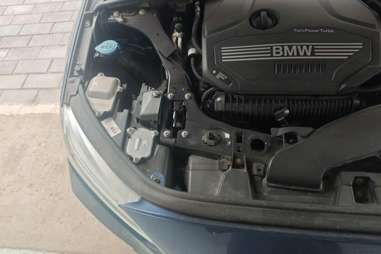 Used BMW 1 Series 2021 125i M Sport Night Edition Engine Bay Right