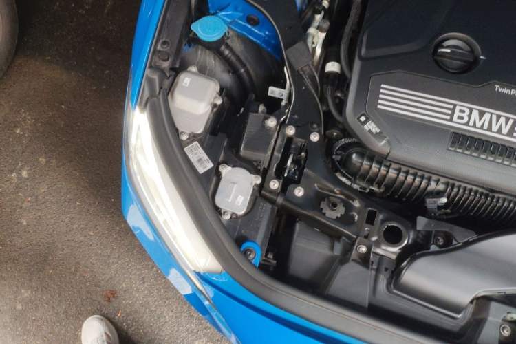 Used BMW 1 Series 2021 125i M Sport Night Edition Engine Bay Right