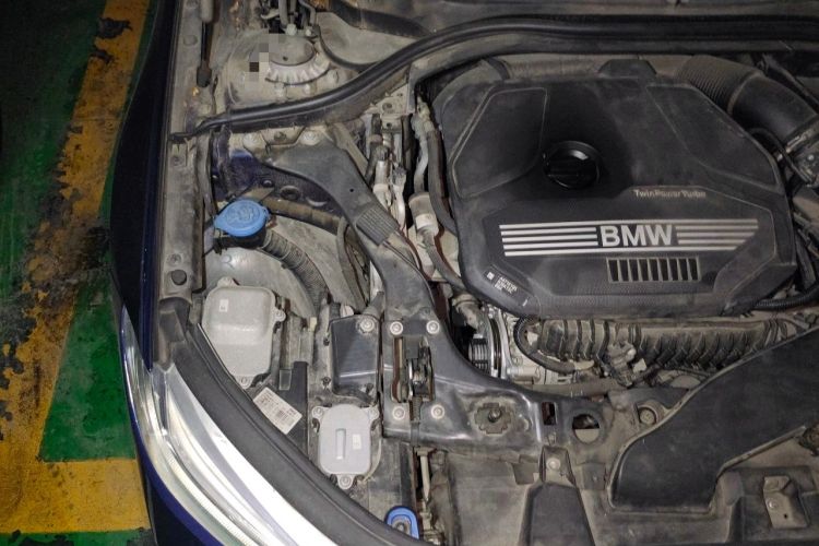 Used BMW 1 Series 2021 120i M Sport Night Edition Engine Bay Right