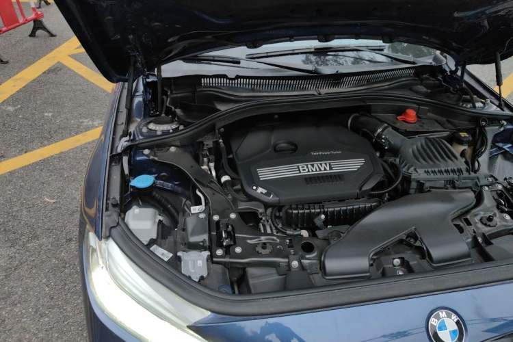 Used BMW 1 Series 2021 Revised 120i M Sport Night Edition Engine Bay Right